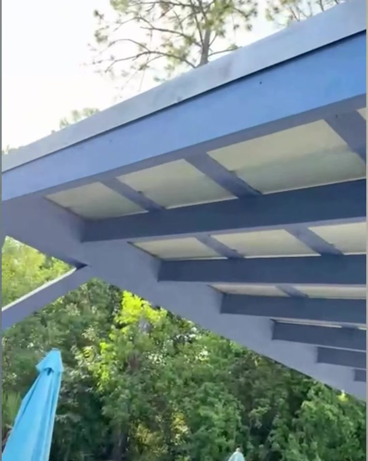 Decks, porches & pergolas
